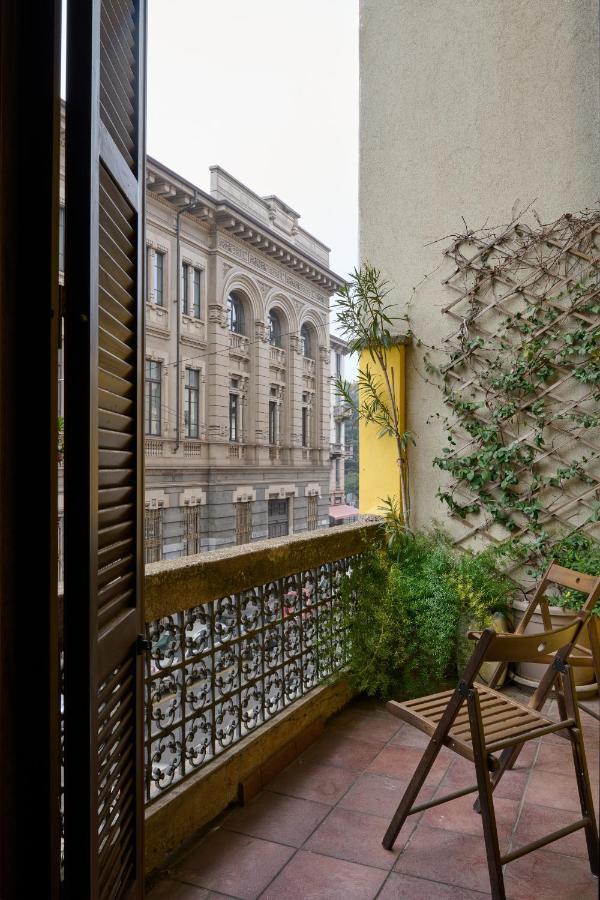 Artist Nadia'S Apartment In Porta Vercellina Мілан Екстер'єр фото